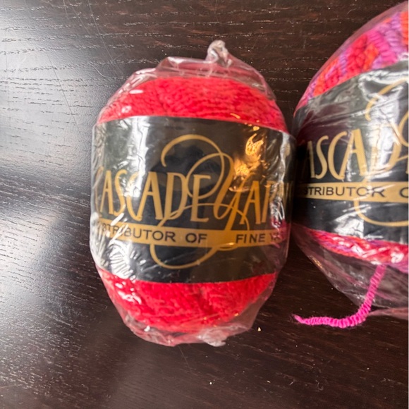 Cascade Yarns Fixation NWT red and variegated bundle of three cotton yarn - Picture 2 of 6